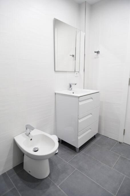 Cozy Apartment, Very Fresh At Playa De Gandia Playa de Gandia Exterior foto